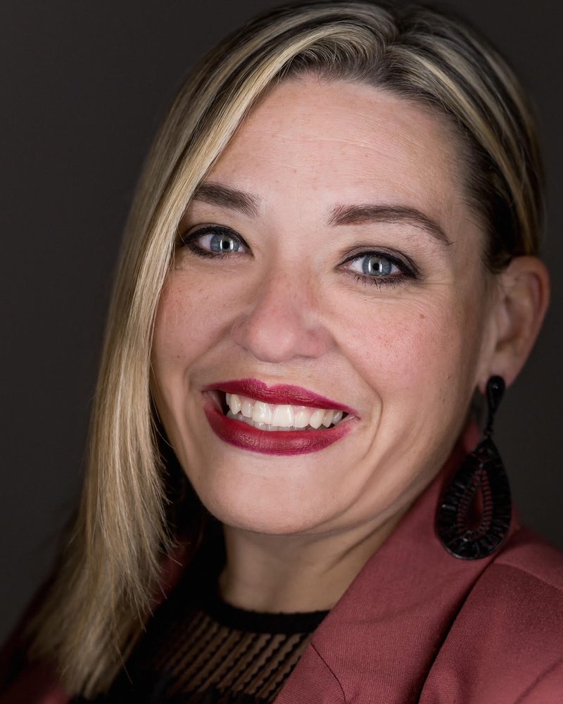 Jess Davison, founder of Glow On The Go Beauty Bar